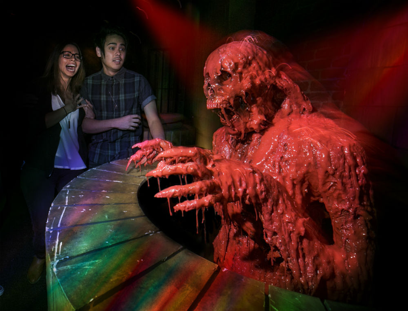 Illustration for article titled Universal's Halloween Horror Nights Is So Much Freaking Fun It's Scary